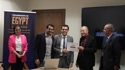 شهادات تقدير ومبالغ مالية.. «التعليم العالي» تكرم المشاريع الفائزة ببرنامج زمالة ريادة الأعمال 
