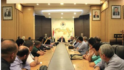 نقيب المحامين يجتمع بإدارة المالية والتصديق على العقود والاستثمار.. ويتفقد المبنى الجديد