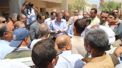 جولة مفاجئة لوزير الزراعة لجمعية “فرهاش” بالبحيرة وإقالة الطاقم الإداري