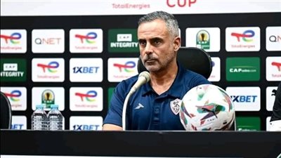 جوزيه جوميز يعقد جلسة مطولة مع اللاعبين قبل انطلاق التدريبات الجماعية