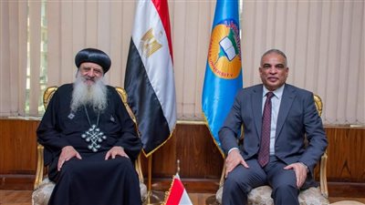 تفاصيل لقاء القائم بأعمال رئيس جامعة طنطا والأنبا بولا 