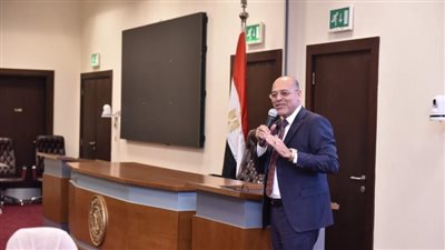 وزير العمل يشارك في فعاليات النسخة الخامسة من مؤتمر المصريين بالخارج
