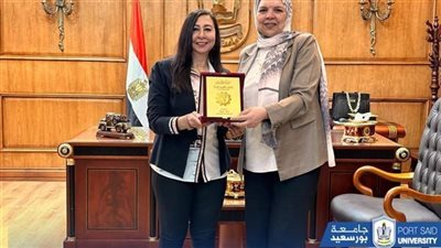 رئيس جامعة بورسعيد: المرأة تتصدر المشهد بقوة في جامعتنا وتتولى المناصب الإدارية