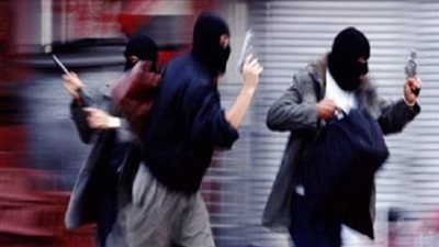 سطو مسلح.. ضبط المتورطين في سرقة سوبر ماركت تحت تهديد السلاح بقنا