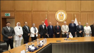 تدريب طلبة الامتياز.. تفاصيل تعاون الأعلى للجامعات وهيئة الدواء لتطوير دور الصيدلي