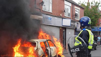 بريطانيا تتهم إيلون ماسك وتطبيق اكس في فوضى لندن