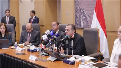 وزير المالية يعلن عن تحسين الخدمات والعلاقة بين المستثمرين ومصلحة الضرائب