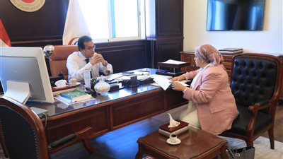 وزير الصحة يناقش تحويل مبنى بمعهد ناصر إلى مستشفى تخصصي للأطفال