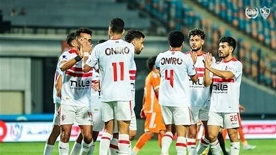 إسلام صادق: نجم الزمالك يتفاوض مع بيراميدز للانضمام إلى الفريق