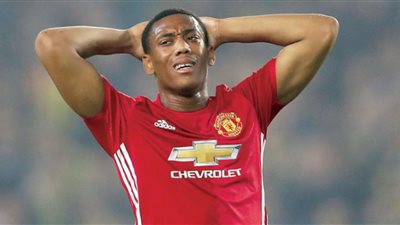 ذا صن: أتالانتا وليل يرغبان بضم مارسيال واللاعب يدرس كل الخيارات المتاحة