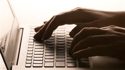 تغييرات في القانون لمنع الفوضى عبر الإنترنت