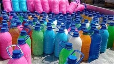 منتجات مجهولة المصدر.. التحقيق مع صاحب مصنع منظفات غير مرخص بالمعادي