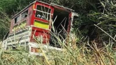 مصرع وإصابة 5 أشخاص في حادث تصادم بالفيوم