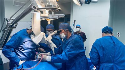 نجاح جراحة دقيقة لجمجمة فتاة بمستشفى حورس في الأقصر 