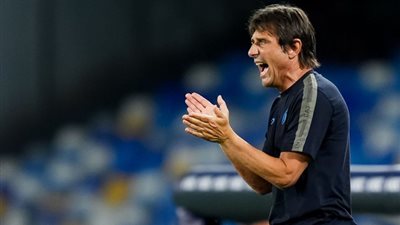 كونتي يبدي عدم رضاه عن سوق انتقالات نابولي قبل بدء الموسم الجديد