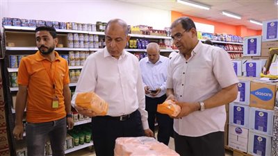 حملات تموينية مكبرة لضبط الأسواق والمخابز البلدى بالمنيا 