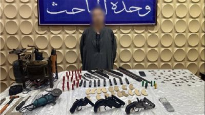 ضبط ورشة تصنيع أسلحة نارية وبيضاء يديرها تاجر مخدرات بالقاهرة