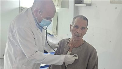 الكشف الطبى على 1017 مجانا من أهالي قرية الروضة بالسنطة