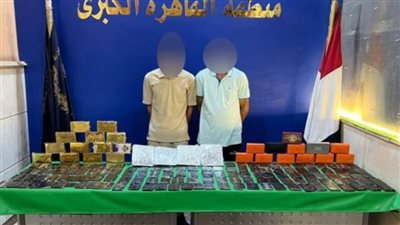 مخدرات بالملايين.. تفاصيل سقوط 5 عناصر إجرامية بحوزتهم حشيش وهيدرو