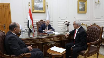 محافظ القاهرة يعتمد نتيجة امتحانات الدور الثانى للشهادة الإعدادية 