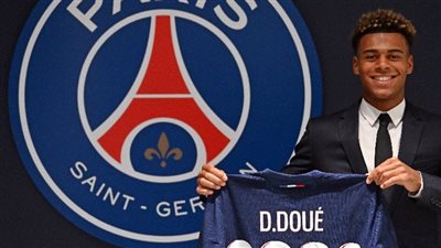 باريس سان جيرمان يضم بديل مبابي حتى 2029