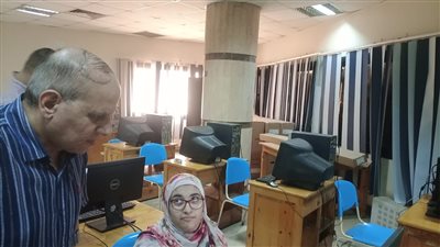 وكيل تعليم كفر الشيخ يتفقد اختبارات الالتحاق بمدرسة المتفوقين (صور)
