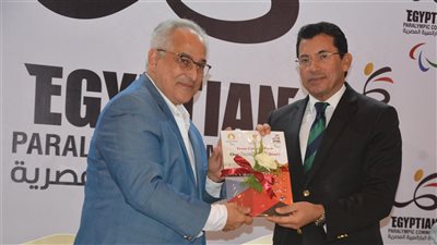  رئيس اللجنة البارالمبية يطمئن على آخر تطورات البعثة المصرية