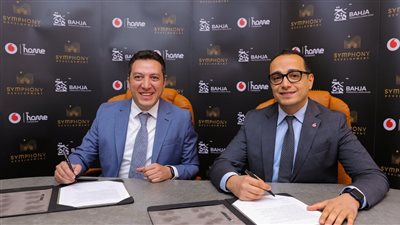 ڤودافون مصر توقع عقد شراكة مع “سيمفوني” للتطوير العقاري