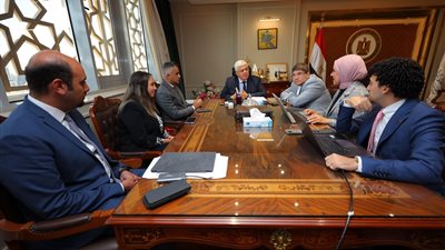 وزير التعليم العالي: تقديم كل أنواع الدعم لبرامج «شباب القادة» لبناء الإنسان