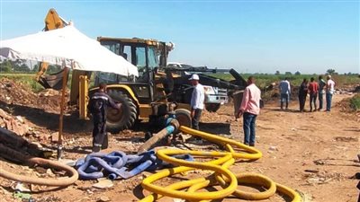 تدخل عاجل من المحافظ بسبب قيام المواطنين بإلقاء مخلفات بمطابق كوم أمبو