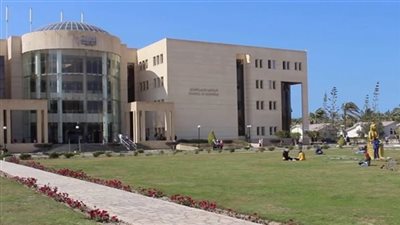 برنامج المختبرات الطبية بجامعة حلوان الأهلية ينظم فعاليات تقييم المشاريع المبتكرة 