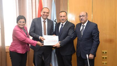 نائب وزير الصحة: وضع خطة عاجلة بالتنسيق مع المحافظين لتحسين الخصائص السكانية