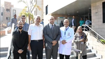 محافظ أسوان يواصل جولاته الميدانية بتفقد منظومة العمل داخل مستشفى المسلة التخصصى