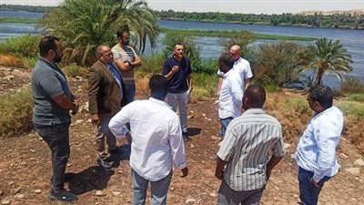 نائب المحافظ يتفقد الموقع المقترح لمشروع الكورنيش الجديد والمراسى السياحية بنصر النوبة