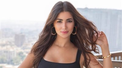 بسبب صورة شخصية.. هدى الإتربي تقاضي طبيب المشاهير بالجيزة