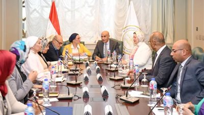 وزير التعليم: نحرص على دمج المفاهيم البيئية الحديثة في المناهج