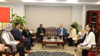 تفاصيل لقاء نائب رئيس جامعة عين شمس بوفد مؤسسة «العلوم الطبيعية» الصينية