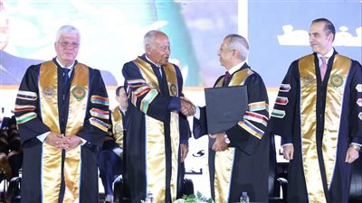 وزير التعليم العالي يشهد حفل تخرج طلاب الأكاديمية العربية للعلوم بالعلمين الجديدة