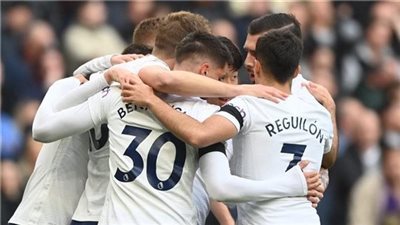 توتنهام يستضيف إيفرتون في الدوري الإنجليزي