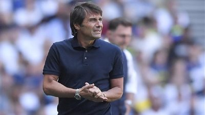 سكاي إيطاليا: نابولي يقترب من ضم ثنائي اسكتلندا من البريميرليج