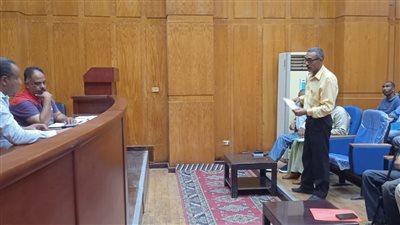 رئيس مدينة إسنا يعقد لقاء «اليوم المفتوح» لبحث شكاوى المواطنين جنوب الأقصر