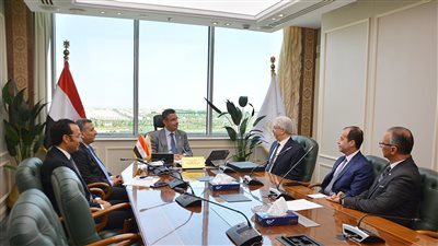 وزير التموين يجتمع بشعبة الذهب ورئيس البورصة المصرية