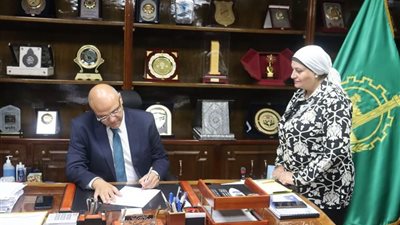 محافظ القليوبية يقرر النزول بمجموع مدارس التعليم والتدريب المزدوج بالمحافظة