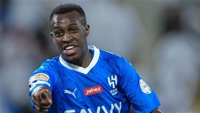 السعودي سعود عبد الحميد يصل إيطاليا استعدادًا للانضمام للذئاب