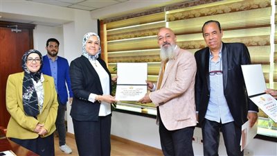 مصلحة الضرائب تكرم العاملين المتميزين فنيًا وثقافيًا ورياضيًا (صور)