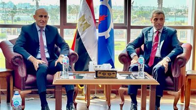  وزير التعليم يستعرض الاستعدادات للعام الدراسي الجديد بالسويس