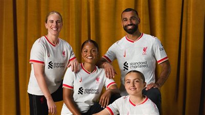 بمشاركة صلاح.. ليفربول يزيح الستار عن قميصه الثالث لموسم 2024-2025 