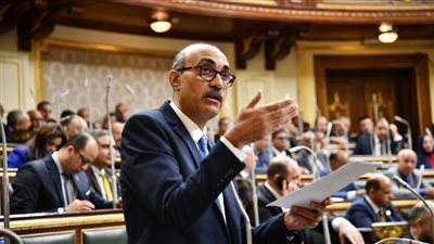سؤال برلماني لتأخر صرف مستحقات العاملين على صناديق وحسابات مديرية الجيزة التعليمية
