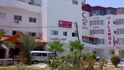 إصابة مدير مستشفى العودة بعد تفجير الاحتلال روبوتا مفخخا شمال قطاع غزة