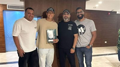 رسميا.. المحلة يقطع الطريق على الزمالك ويجدد عقد عمرو الجزار